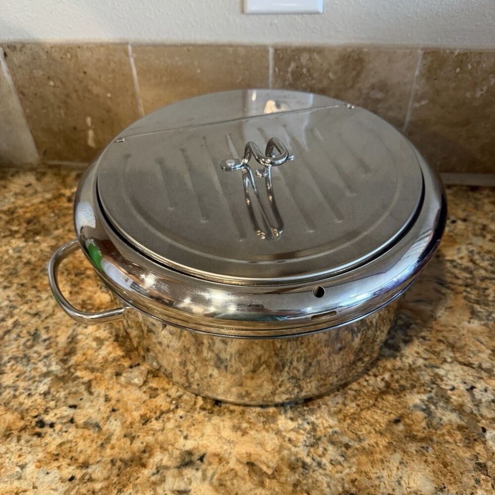 Cuisinart 7 Qt Stainless Steel Saucepot w/ Lid Double Handles 944-26